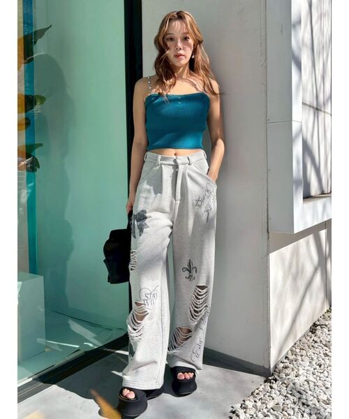 EVRIS(エヴリス)の「ビジューショルダーニットトップス(キャミソール・レディース・ブルー/ピンク/ブラック/ホワイト・FREE)」の20枚目の写真