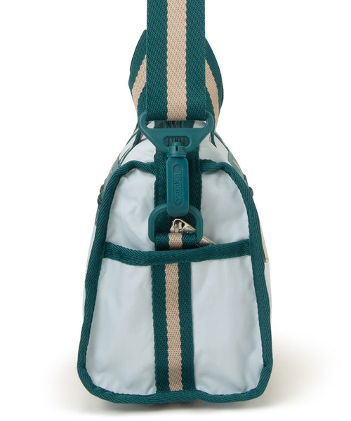 LeSportsac（レスポートサック）の「MINI DUFFEL CROSSBODY スペクテイタークリアスカイ/ティール（ショルダーバッグ・レディース・ブルー・FREE）」の9枚目の写真