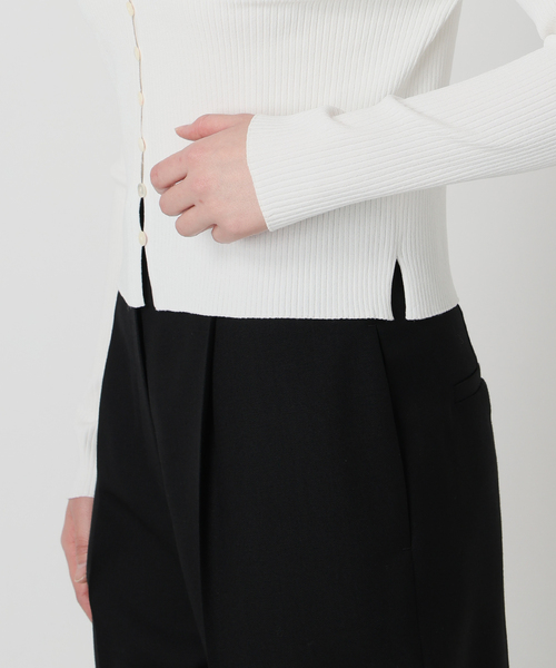 VERMEIL par iena（ヴェルメイユパーイエナ）の「RIB Vネックカーディガン（カーディガン/ボレロ・レディース・ブラック/ホワイト・FREE）」の10枚目の写真