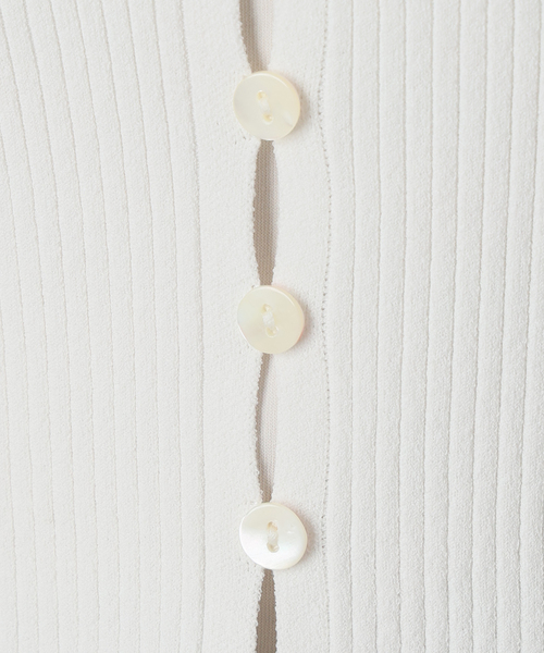 VERMEIL par iena（ヴェルメイユパーイエナ）の「RIB Vネックカーディガン（カーディガン/ボレロ・レディース・ブラック/ホワイト・FREE）」の8枚目の写真