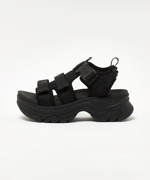 Teva(テバ)の「<TEVA> Hurricane AMP Gaila(サンダル・レディース・オフホワイト/ブラック・23cm/22cm/25cm/24cm)」の1枚目の写真
