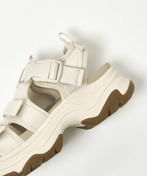 Teva(テバ)の「<TEVA> Hurricane AMP Gaila(サンダル・レディース・オフホワイト/ブラック・23cm/22cm/25cm/24cm)」の13枚目の写真