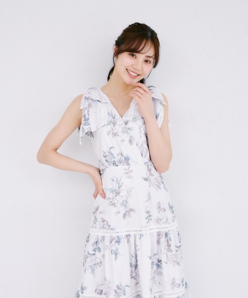tocco closet(トッコ クローゼット)の「肩リボン付きハシゴレースティアード切り替えカシュクールワンピース(ワンピース・レディース・ネイビー/ラベンダー/ピンク・M)」の19枚目の写真