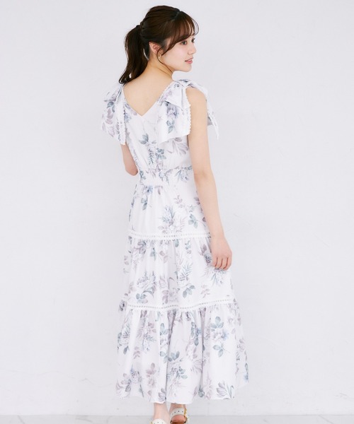 tocco closet(トッコ クローゼット)の「肩リボン付きハシゴレースティアード切り替えカシュクールワンピース(ワンピース・レディース・ネイビー/ラベンダー/ピンク・M)」の20枚目の写真