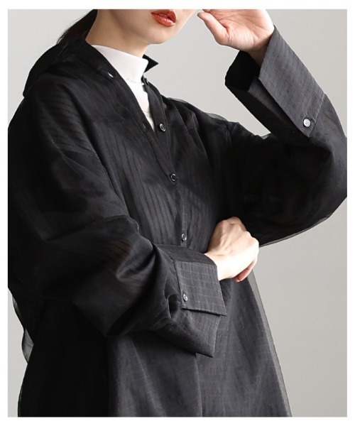 Sawa a la mode(サワアラモード)の「チュールレイヤードストライプ柄シアーロングシャツ(シャツ/ブラウス・レディース・オフホワイト/ブラック・FREE)」の21枚目の写真