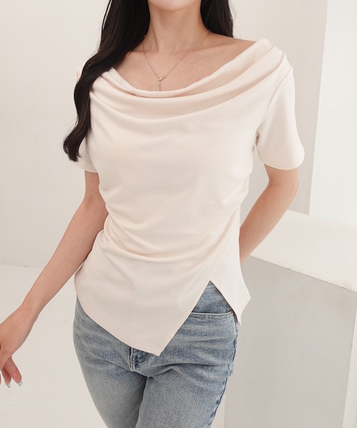 SOELA（ソエラ）の「アシメドレープ半袖トップス（Tシャツ/カットソー・レディース・チャコールグレー/ブラック/アイボリー・FREE）」の14枚目の写真