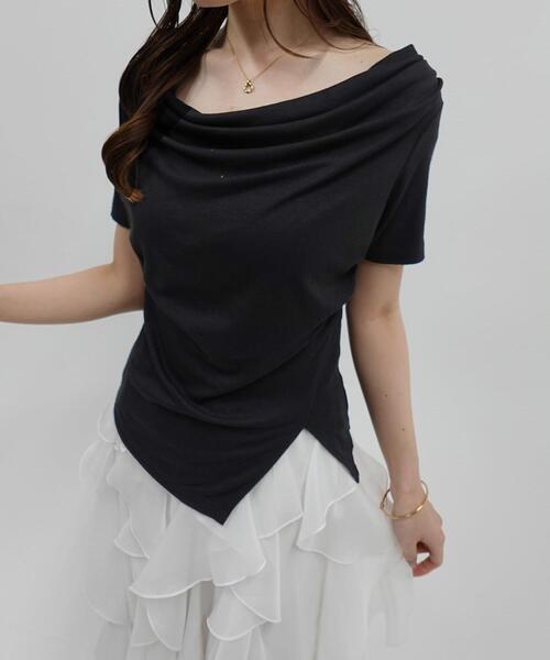SOELA（ソエラ）の「アシメドレープ半袖トップス（Tシャツ/カットソー・レディース・チャコールグレー/ブラック/アイボリー・FREE）」の15枚目の写真
