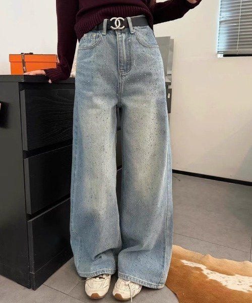 CHUN CHUN NOTES(チュンチュンノーツ)の「26SS/ラインストーンデザインワイドデニムパンツ(デニムパンツ・レディース・ベージュ/ブルー・L/M/S)」の8枚目の写真