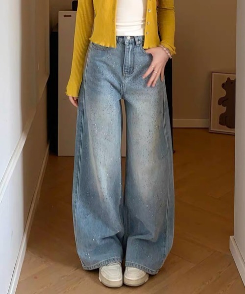 CHUN CHUN NOTES(チュンチュンノーツ)の「26SS/ラインストーンデザインワイドデニムパンツ(デニムパンツ・レディース・ベージュ/ブルー・L/M/S)」の10枚目の写真