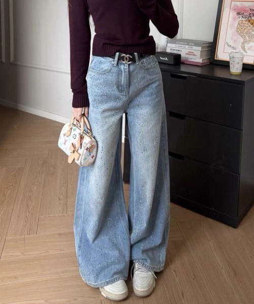 CHUN CHUN NOTES(チュンチュンノーツ)の「26SS/ラインストーンデザインワイドデニムパンツ(デニムパンツ・レディース・ベージュ/ブルー・L/M/S)」の12枚目の写真