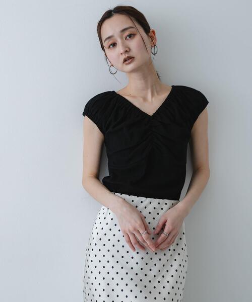 SENSE OF PLACE by URBAN RESEARCH(センスオブプレイスバイアーバンリサーチ)の「ギャザーネックカットトップ(Tシャツ/カットソー・レディース・イエロー/ブラック/オートミール・ONE)」の4枚目の写真
