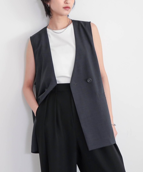 for/c(フォーシー)の「ノーカラージレ【サスティナブル】(ベスト・レディース・スミクロ/ベージュ/ネイビー・M/L)」の5枚目の写真