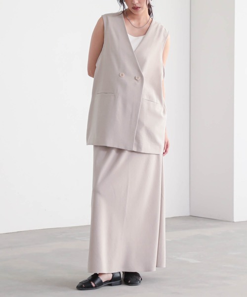 for/c(フォーシー)の「ノーカラージレ【サスティナブル】(ベスト・レディース・スミクロ/ベージュ/ネイビー・M/L)」の22枚目の写真
