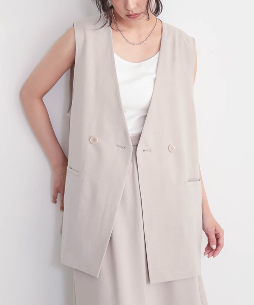 for/c(フォーシー)の「ノーカラージレ【サスティナブル】(ベスト・レディース・スミクロ/ベージュ/ネイビー・M/L)」の15枚目の写真