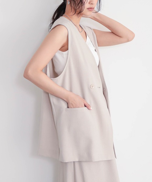 for/c(フォーシー)の「ノーカラージレ【サスティナブル】(ベスト・レディース・スミクロ/ベージュ/ネイビー・M/L)」の16枚目の写真