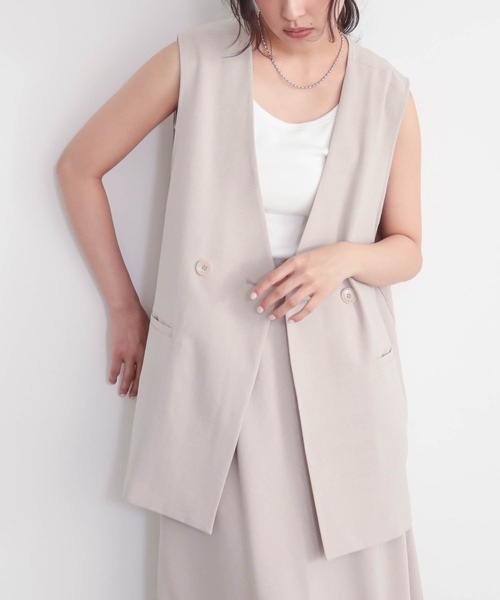 for/c(フォーシー)の「ノーカラージレ【サスティナブル】(ベスト・レディース・スミクロ/ベージュ/ネイビー・M/L)」の17枚目の写真