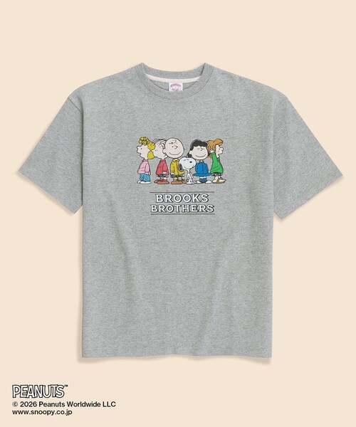 BROOKS BROTHERS(ブルックスブラザーズ)の「Brooks Brothers × PEANUTS コットン ピーナッツ・ギャングプリント Tシャツ(Tシャツ/カットソー・メンズ・ホワイト/グレー・LARGE/MEDIUM/SMALL)」の2枚目の写真