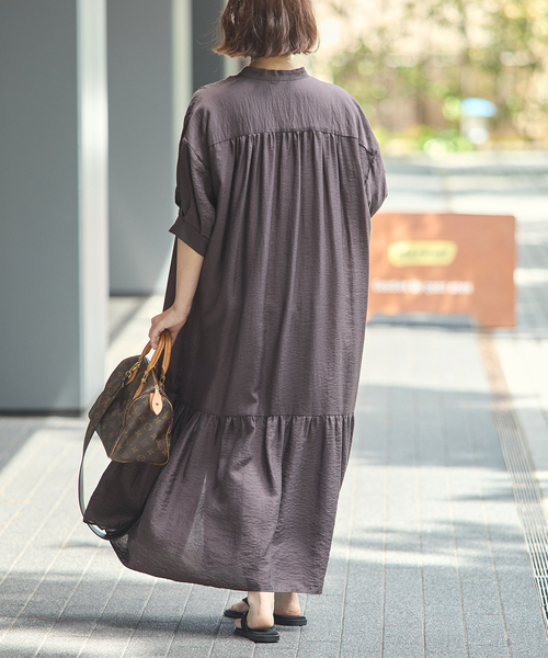 journal standard L'essage(ジャーナルスタンダードレサージュ)の「《手洗い可》シアーシルクミックスタックワンピース(ワンピース・レディース・ブラック/ブルー系その他/ブラウン・FREE)」の10枚目の写真