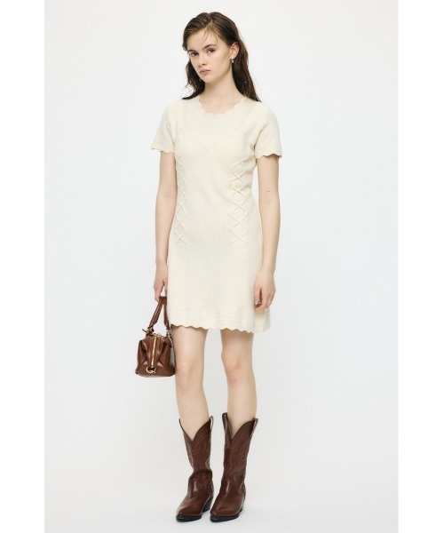MOUSSY(マウジー)の「LACE UP KNIT ミニドレス(ワンピース・レディース・ネイビー/ブラック/アイボリー・1/2)」の6枚目の写真