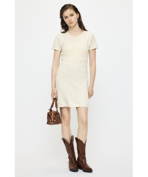 MOUSSY(マウジー)の「LACE UP KNIT ミニドレス(ワンピース・レディース・ネイビー/ブラック/アイボリー・1/2)」の7枚目の写真