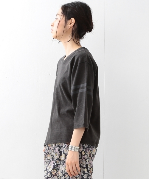 FRUIT OF THE LOOM（フルーツオブザルーム）の「FRUIT OF THE LOOM×BEAMS BOY / フットボール Vネック 8分袖（Tシャツ/カットソー・レディース・ホワイト/ブラック/ネイビー・ONE SIZE）」の21枚目の写真
