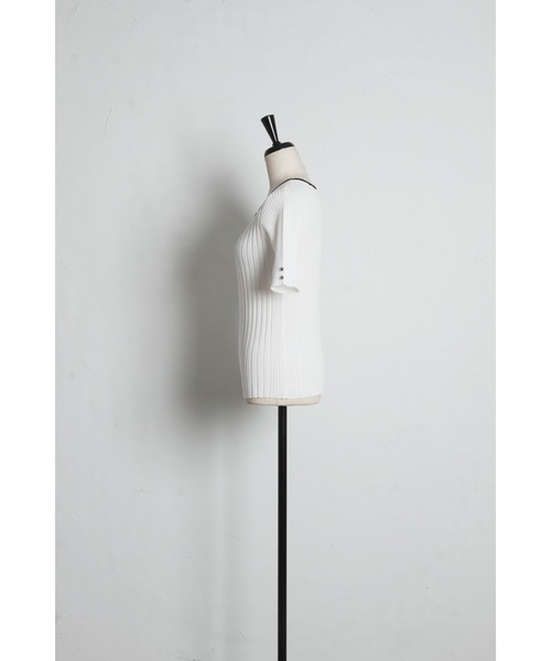 tocco closet(トッコ クローゼット)の「【ZOZO限定】接触冷感スクエアネック配色リブニットトップス(Tシャツ/カットソー・レディース・ネイビー/オフホワイト/ピンク・M)」の7枚目の写真