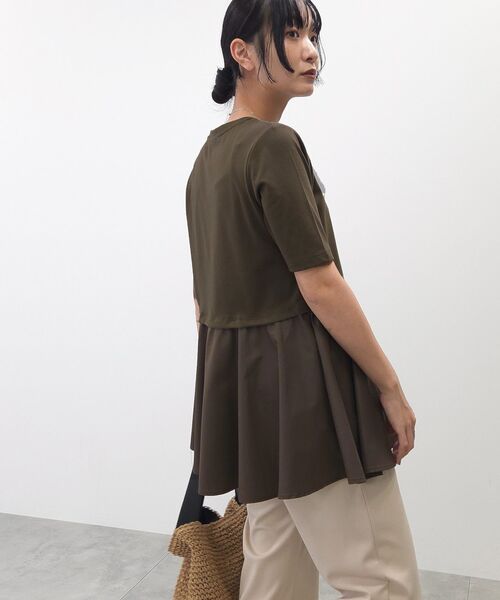 Green Parks(グリーンパークス)の「異素材ドッキングペプラムプルオーバー(Tシャツ/カットソー・レディース・ブラウン/ホワイト/カーキ・FREE)」の20枚目の写真