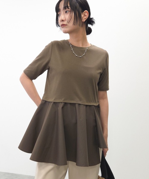 Green Parks(グリーンパークス)の「異素材ドッキングペプラムプルオーバー(Tシャツ/カットソー・レディース・ブラウン/ホワイト/カーキ・FREE)」の1枚目の写真