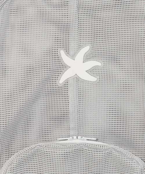 THECOLDESTMOMENT(ザコールデストモーメント)の「TCM ice mesh backpack (grey)(バックパック/リュック・レディース・その他・OS)」の4枚目の写真