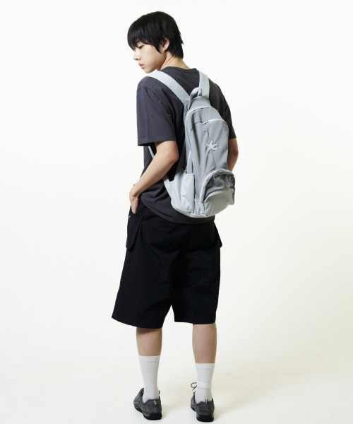 THECOLDESTMOMENT(ザコールデストモーメント)の「TCM ice mesh backpack (grey)(バックパック/リュック・レディース・その他・OS)」の8枚目の写真