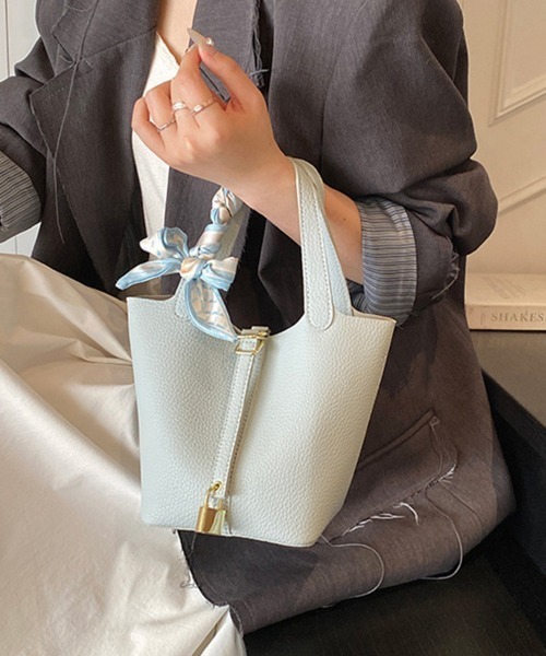 ONEP STAR(ワンピスター)の「ミニポーチ付き×2WAYハンドバッグ(ショルダーバッグ・レディース・グレイッシュブルー/カーキ/ブラック/ブラウン/オフホワイト/イエロー/ピンク・FREE)」の12枚目の写真