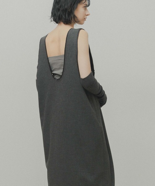 WHYTO.(ホワイト)の「「WHYTO. / ホワイト」u neck cocoon dress(ワンピース・レディース・ブラウン/チャコールグレー/ブラック・38/36)」の1枚目の写真