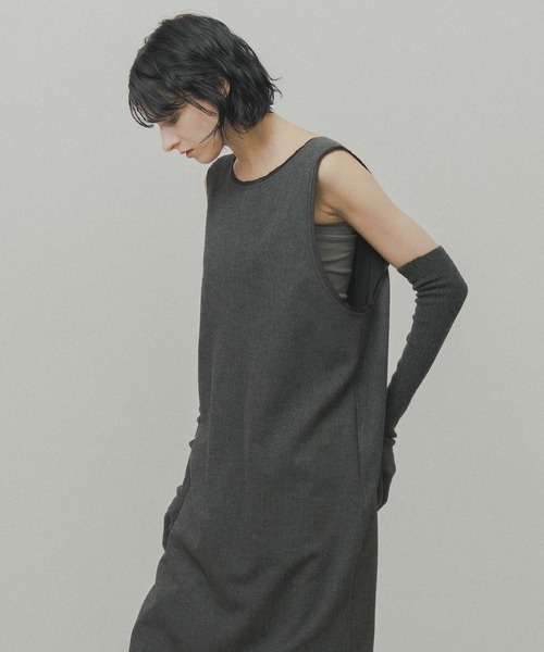 WHYTO.(ホワイト)の「「WHYTO. / ホワイト」u neck cocoon dress(ワンピース・レディース・ブラウン/チャコールグレー/ブラック・38/36)」の12枚目の写真