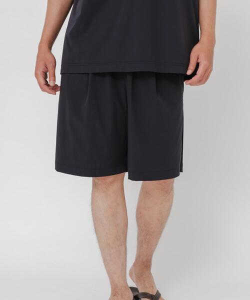 URBAN RESEARCH(アーバンリサーチ)の「『撥水/接触冷感』『UR TECH MoLight』PACKABLE SHORTS(その他パンツ・メンズ・チャコールグレー/ブラック・MEDIUM/LARGE)」の3枚目の写真