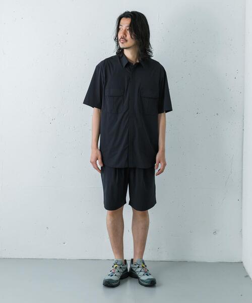 URBAN RESEARCH(アーバンリサーチ)の「『撥水/接触冷感』『UR TECH MoLight』PACKABLE SHORTS(その他パンツ・メンズ・チャコールグレー/ブラック・MEDIUM/LARGE)」の8枚目の写真