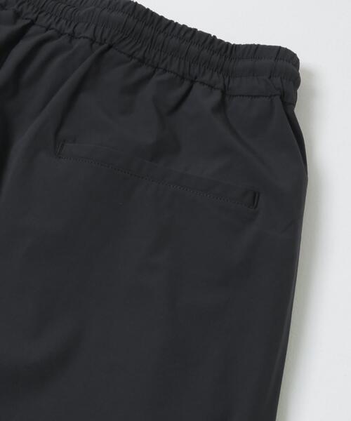 URBAN RESEARCH(アーバンリサーチ)の「『撥水/接触冷感』『UR TECH MoLight』PACKABLE SHORTS(その他パンツ・メンズ・チャコールグレー/ブラック・MEDIUM/LARGE)」の10枚目の写真