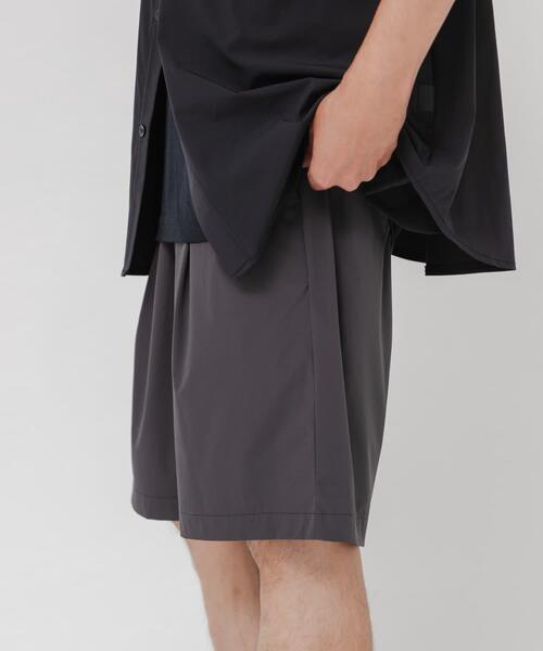 URBAN RESEARCH(アーバンリサーチ)の「『撥水/接触冷感』『UR TECH MoLight』PACKABLE SHORTS(その他パンツ・メンズ・チャコールグレー/ブラック・MEDIUM/LARGE)」の17枚目の写真