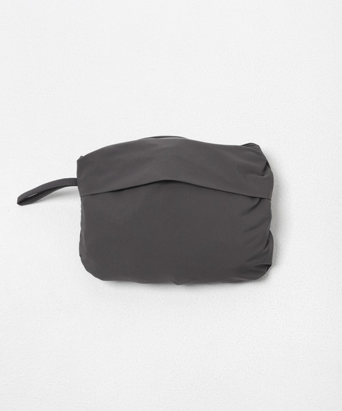 URBAN RESEARCH(アーバンリサーチ)の「『UR TECH MoLight』PACKABLE SHORTS(その他パンツ・メンズ・チャコールグレー/ブラック・MEDIUM/LARGE)」の12枚目の写真