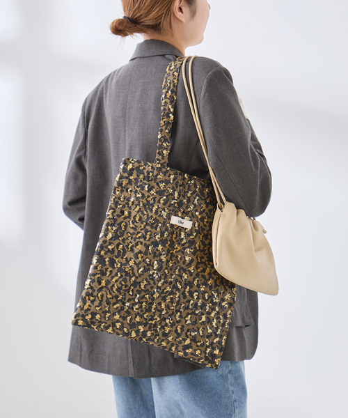 Uhr(ウーア)の「Uhr/ウーア Sequin Leopard Tote トートバッグ(トートバッグ・レディース・ベージュ・FREE)」の4枚目の写真