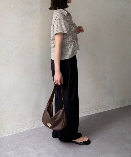 Thevon(ゼボン)の「シャーリング半袖アソートショートシャツ(シャツ/ブラウス・レディース・ピンク/ブルー/ホワイト系その他/オフホワイト・FREE)」の14枚目の写真