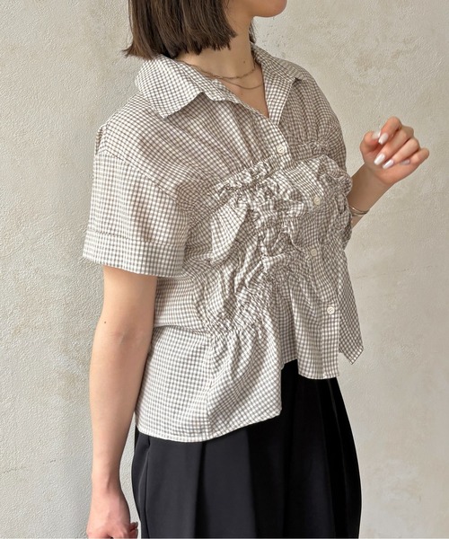 Thevon(ゼボン)の「シャーリング半袖アソートショートシャツ(シャツ/ブラウス・レディース・ピンク/ブルー/ホワイト系その他/オフホワイト・FREE)」の7枚目の写真