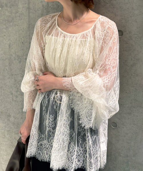 SLOBE IENA(スローブイエナ)の「ラッセルレースブラウス(シャツ/ブラウス・レディース・アイボリー/ブラウン・FREE)」の2枚目の写真
