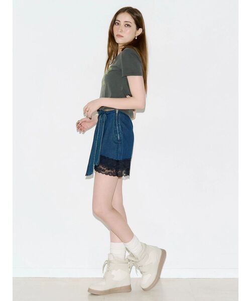 EVRIS(エヴリス)の「インソールボリュームスニーカー(スニーカー・レディース・ブラック/ネイビー/アイボリー・LARGE/MEDIUM/SMALL)」の17枚目の写真
