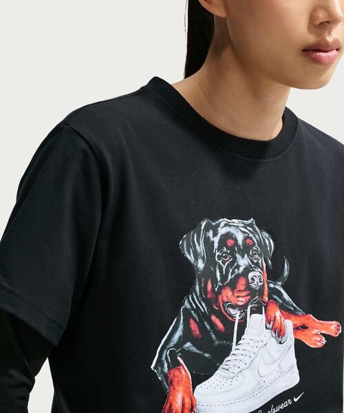 NIKE(ナイキ)の「ナイキ スポーツウェア クラシック ウィメンズ オーバーサイズド Tシャツ / Nike Sportswear Classic Women's Oversized T-Shirt IM6430-010 Black(Tシャツ/カットソー・レディース・ブラック・XL/M/S/L/XS)」の14枚目の写真