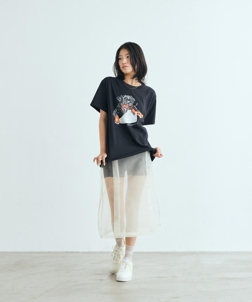 NIKE(ナイキ)の「ナイキ スポーツウェア クラシック ウィメンズ オーバーサイズド Tシャツ / Nike Sportswear Classic Women's Oversized T-Shirt IM6430-010 Black(Tシャツ/カットソー・レディース・ブラック・XL/M/S/L/XS)」の4枚目の写真
