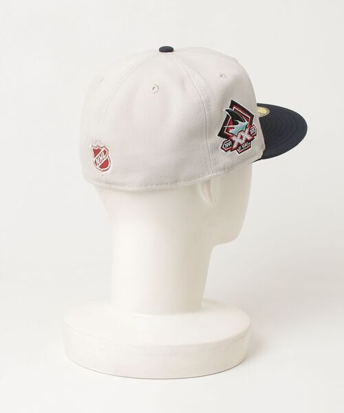 Lafayette（ラファイエット）の「ニューエラ【NEW ERA】- サンノゼ・シャークス キャップ HOMEGAME別注【San Jose Sharks 59FIFTY 20th Anniv. Bone/Dark Navy】（キャップ・メンズ・ホワイト×ネイビー・7 3/8/7/7 1/4/7 1/8）」の5枚目の写真
