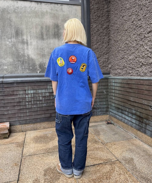 SNOOPY×OLD BETTY'S(スヌーピーカケルオールドベティーズ)の「スヌーピー【SNOOPY】Fade Wash T-Shirts(ワッペン)(Tシャツ/カットソー・レディース・ブルー/ネイビー・L/XL/M)」の3枚目の写真