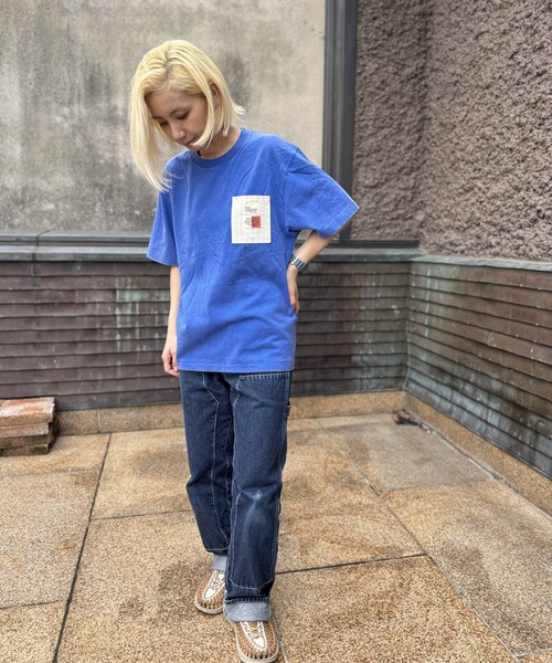 SNOOPY×OLD BETTY'S(スヌーピーカケルオールドベティーズ)の「スヌーピー【SNOOPY】Fade Wash T-Shirts(ワッペン)(Tシャツ/カットソー・レディース・ブルー/ネイビー・L/XL/M)」の4枚目の写真