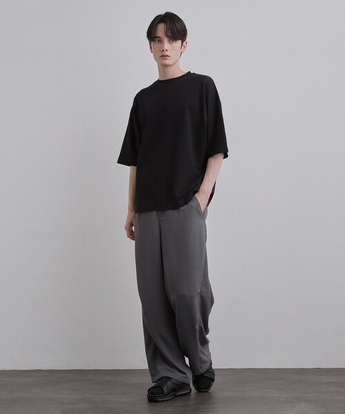 tk.TAKEO KIKUCHI（ティーケータケオキクチ）の「【汗シミ防止／UVカット】sweat stain proof series ドルマンTシャツ（Tシャツ/カットソー・メンズ・グレー/ホワイト/ブラック・02/03）」の10枚目の写真