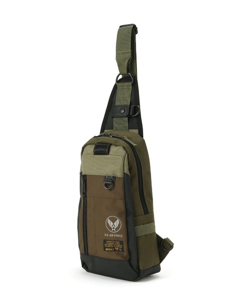 AVIREX（アヴィレックス）の「REGLESS ONE SHOULDER BAG / ワンショルダーバッグ / AVIREX / アヴィレックス（ショルダーバッグ・メンズ・ブラック/オリーブ・FREE）」の4枚目の写真